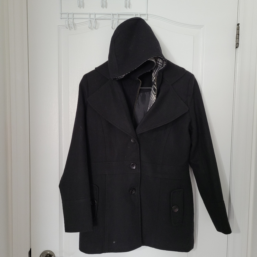 Winter Coat - Picture 4 of 7